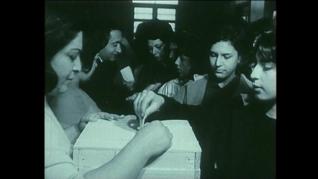 شرکت زنان در رفراندوم